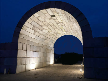 Valv, Mellan. 6.4M bred, 12M lång, 80CM