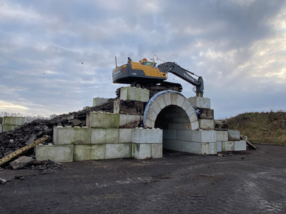 Valv, Lilla. 3.20M bred, 6.4M lång, 80CM