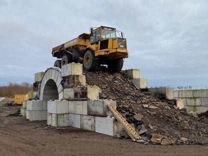Valv, Lilla. 3.20M bred, 6.4M lång, 80CM