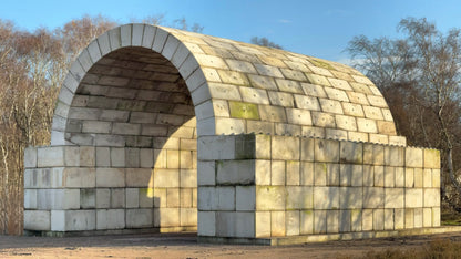 Valv, Mellan. 6.4M bred, 12M lång, 80CM